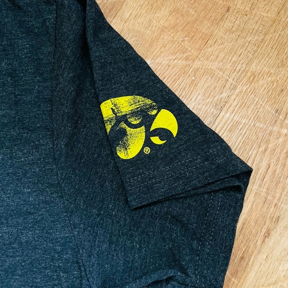 ANF America Needs Farmers Top - Picture 3 of 3